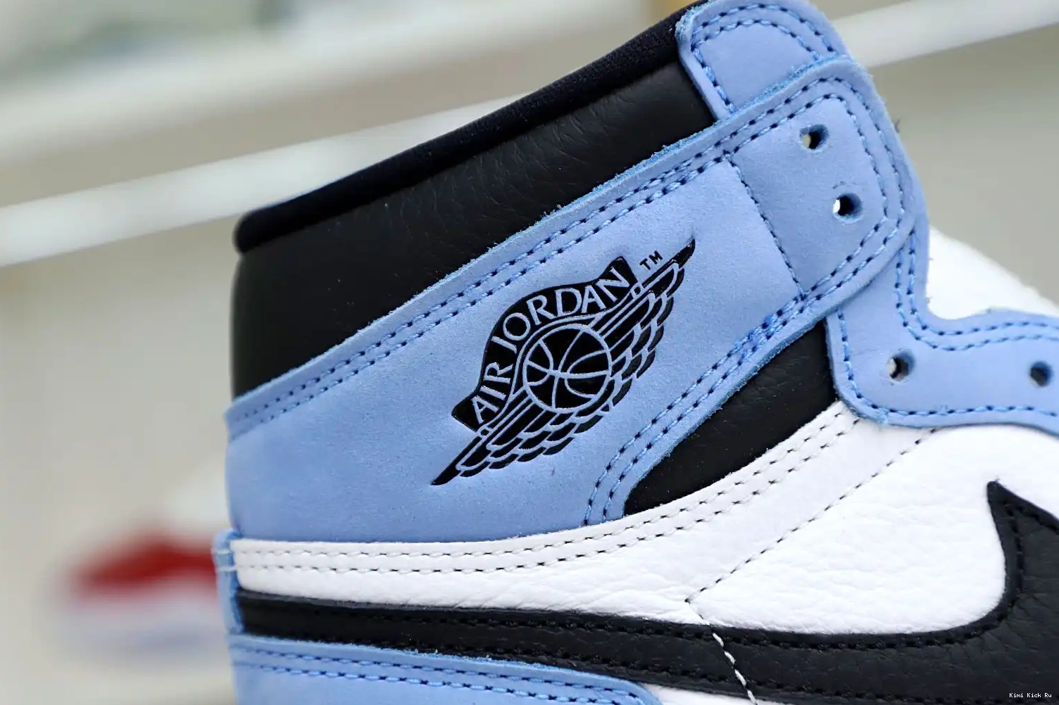 RETRO JORDAN HIGH 'UNIVERSITY AIR Kimikick OG 1 0323